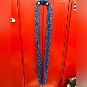 Long/ layered scarf!